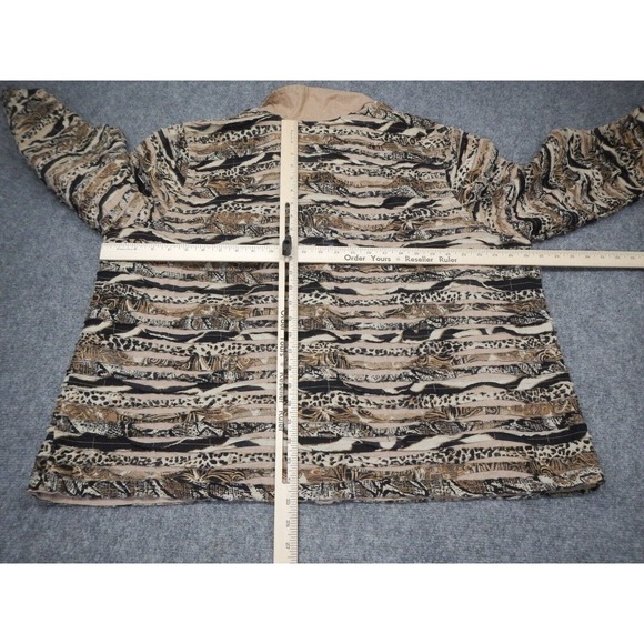 Liz Claiborne Blouse Top Women's Plus Size 2X Beige Leopard Print Button Up - Picture 5 of 7